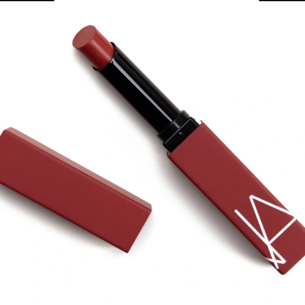 NARS Killer Queen (102) Powematte Lipstick